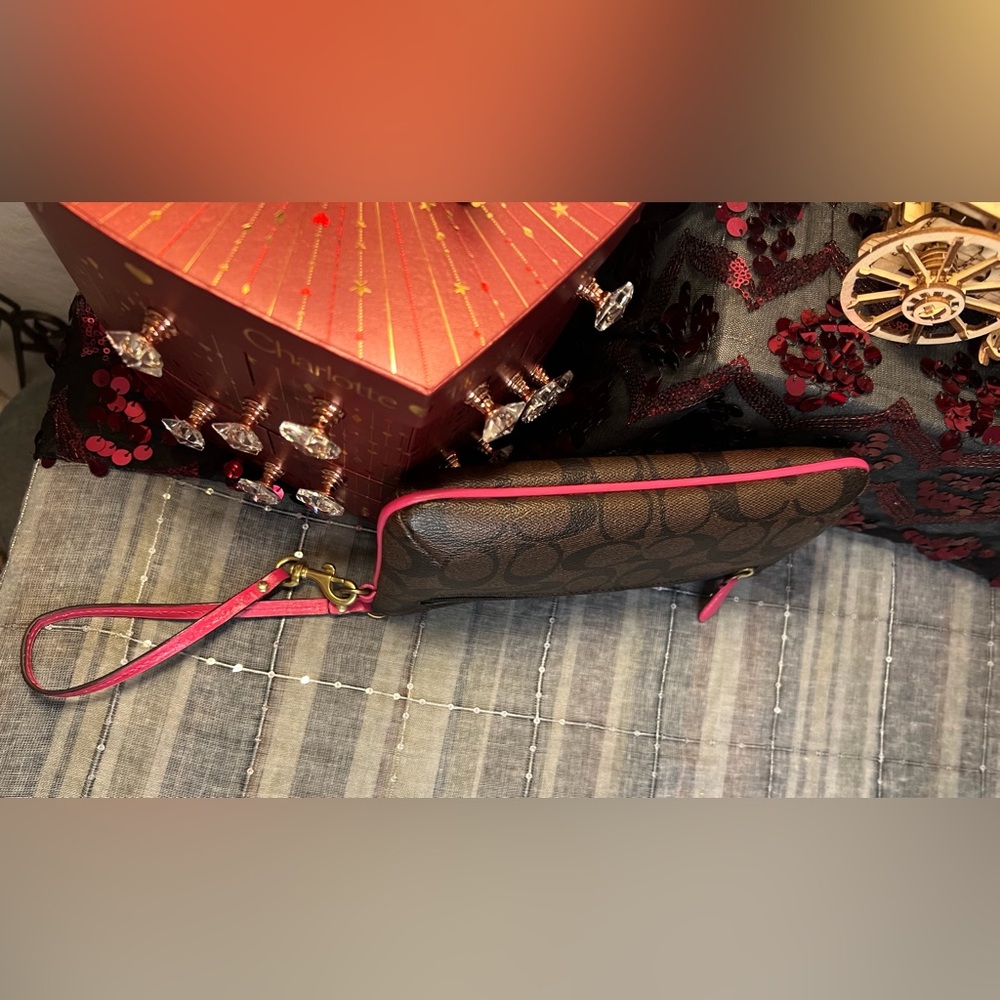 Coach Dark Brown Safiano Signature C Wristlet with Pink Trim - Picture 2 of 13